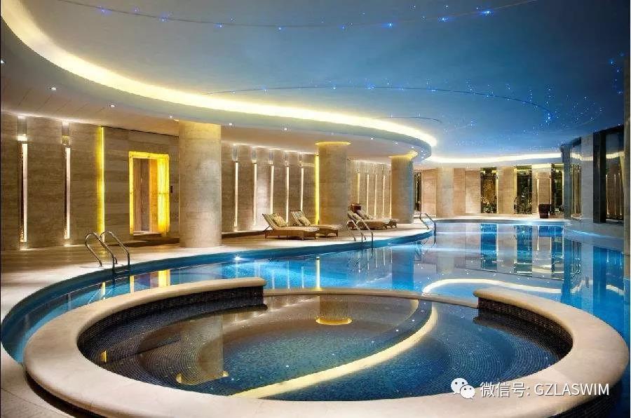 冬季在恒溫泳池游泳，是激動還是急凍？