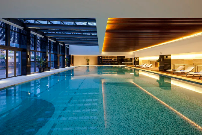 室內(nèi)泳池 室內(nèi)泳池